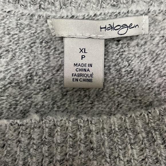 Halogen Gray Chunky Wool Blend Sweater with Lace Sleeves - Picture 5 of 7